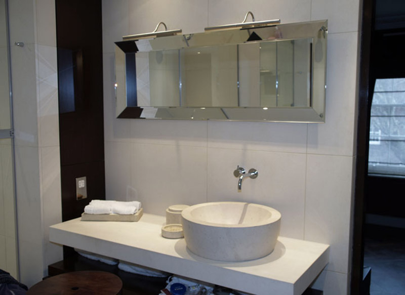 Natural stone sink basin